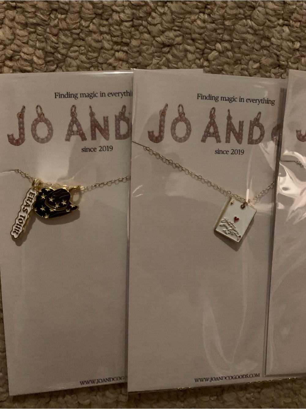 2 Taylor Swift necklaces
